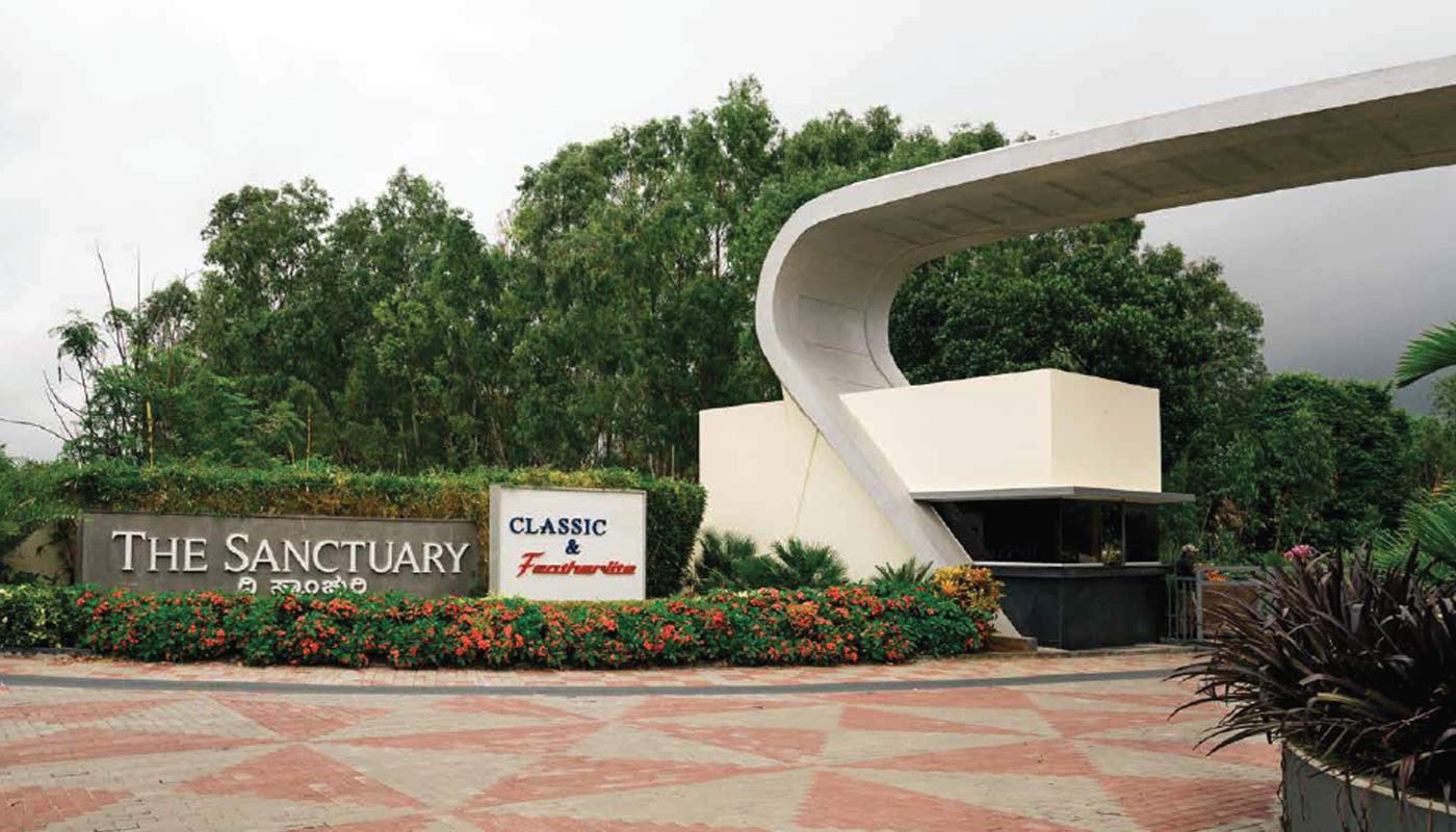 Classic Featherlite The Sanctuary Image 1